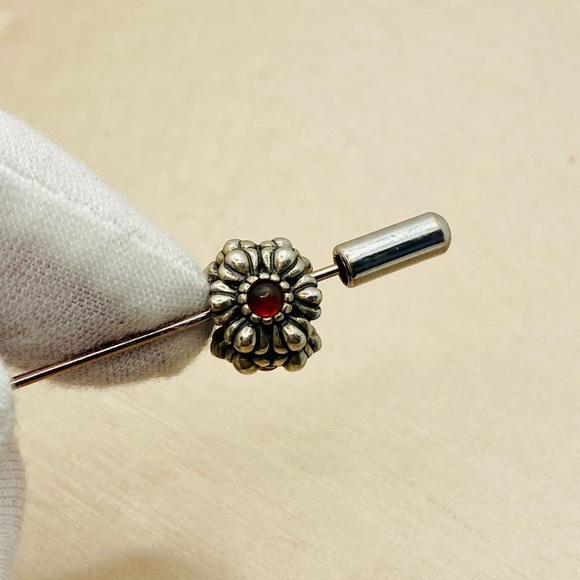 EUC Pandora 790580GR Sterling Silver January Birthday Blooms Charm w/ Garnet - Picture 5 of 14